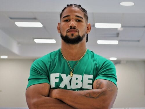 Le boxeur guyanais Léonardo Mosquea champion de France des lourds-légers en 1 minute 24 secondes